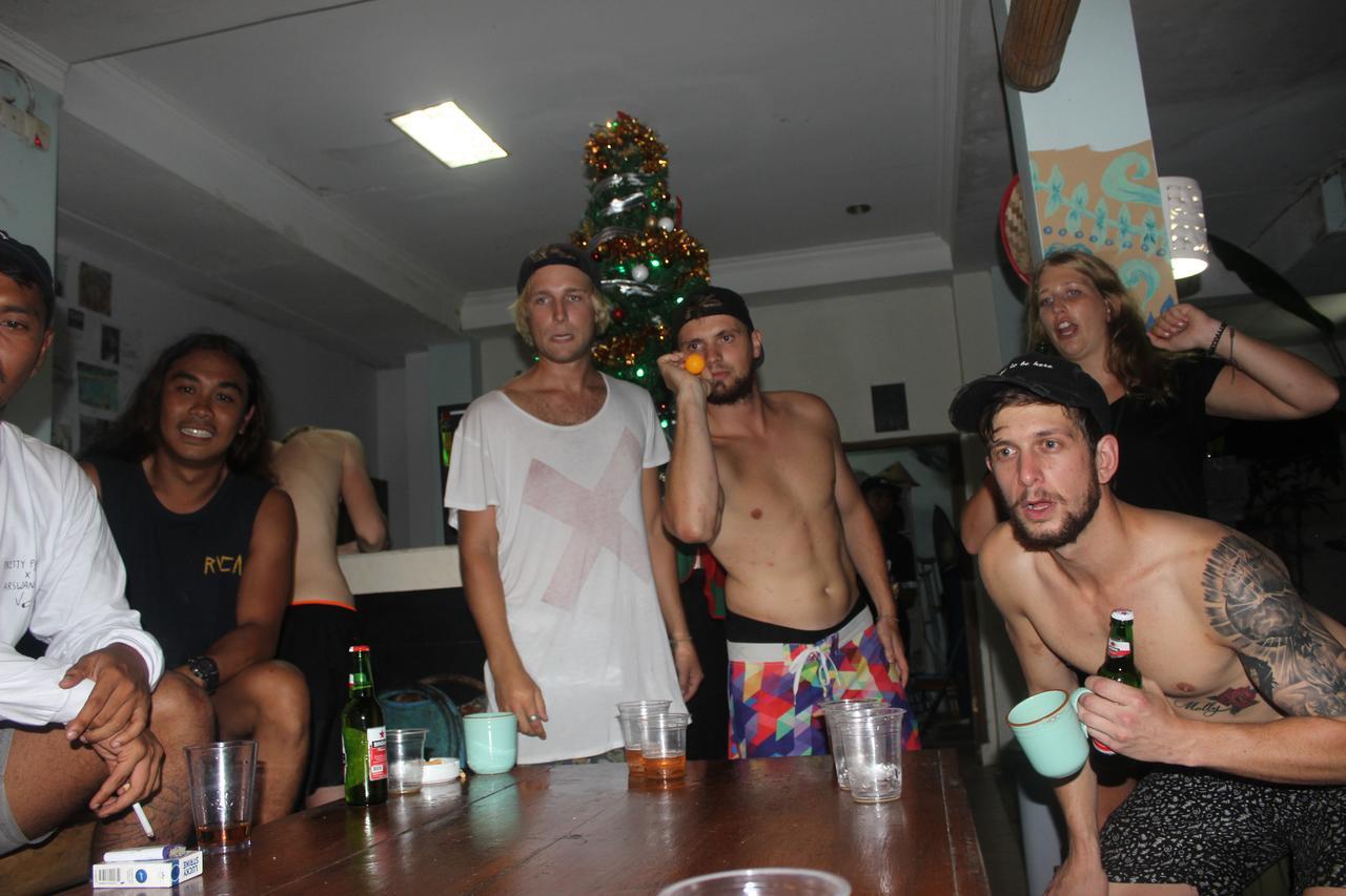 Canggu Surf Hostel Buitenkant foto