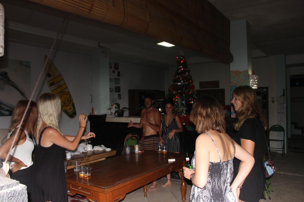 Canggu Surf Hostel Buitenkant foto