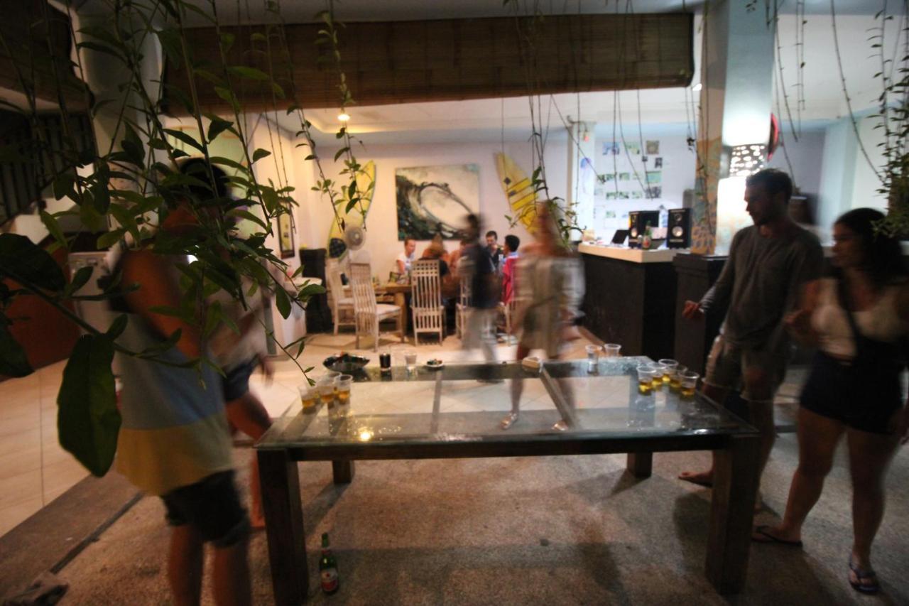 Canggu Surf Hostel Buitenkant foto